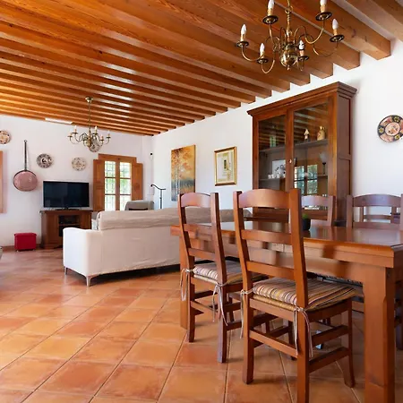Pintat Villa
